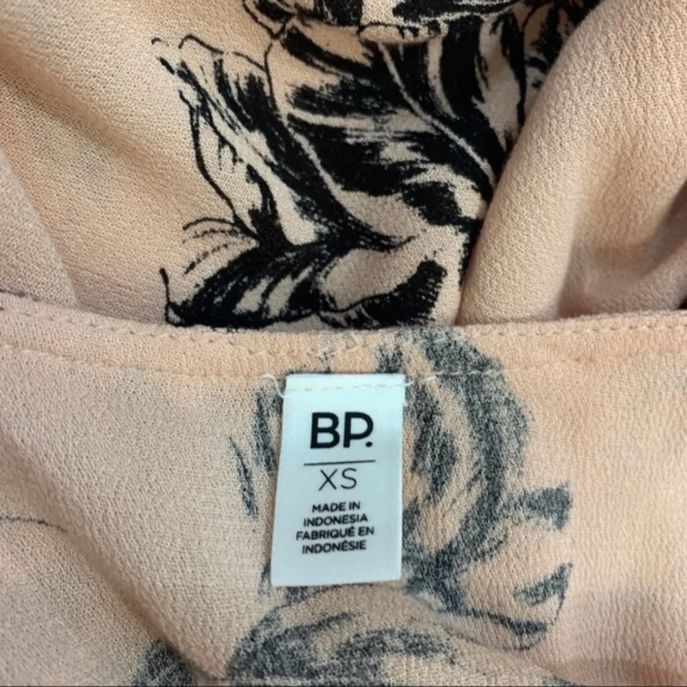 BP. - Print Ruffle Top - Picture 3 of 5